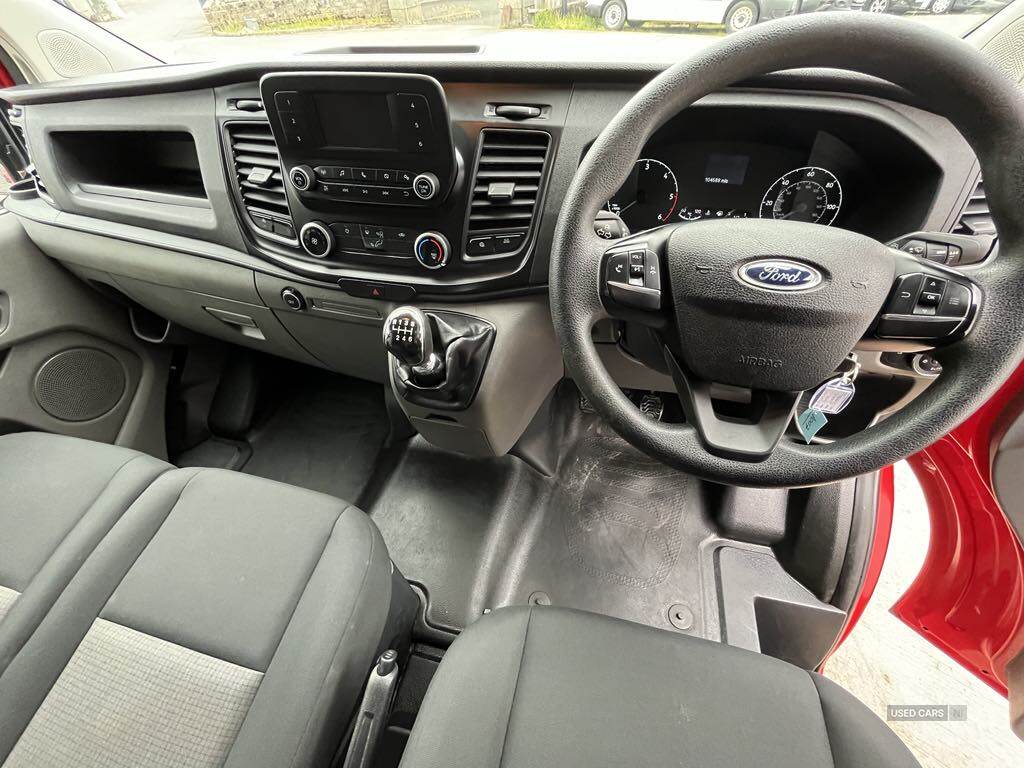 Oct 2019 Ford Transit Custom 2.0 EcoBlue 105ps Low Roof Leader Van