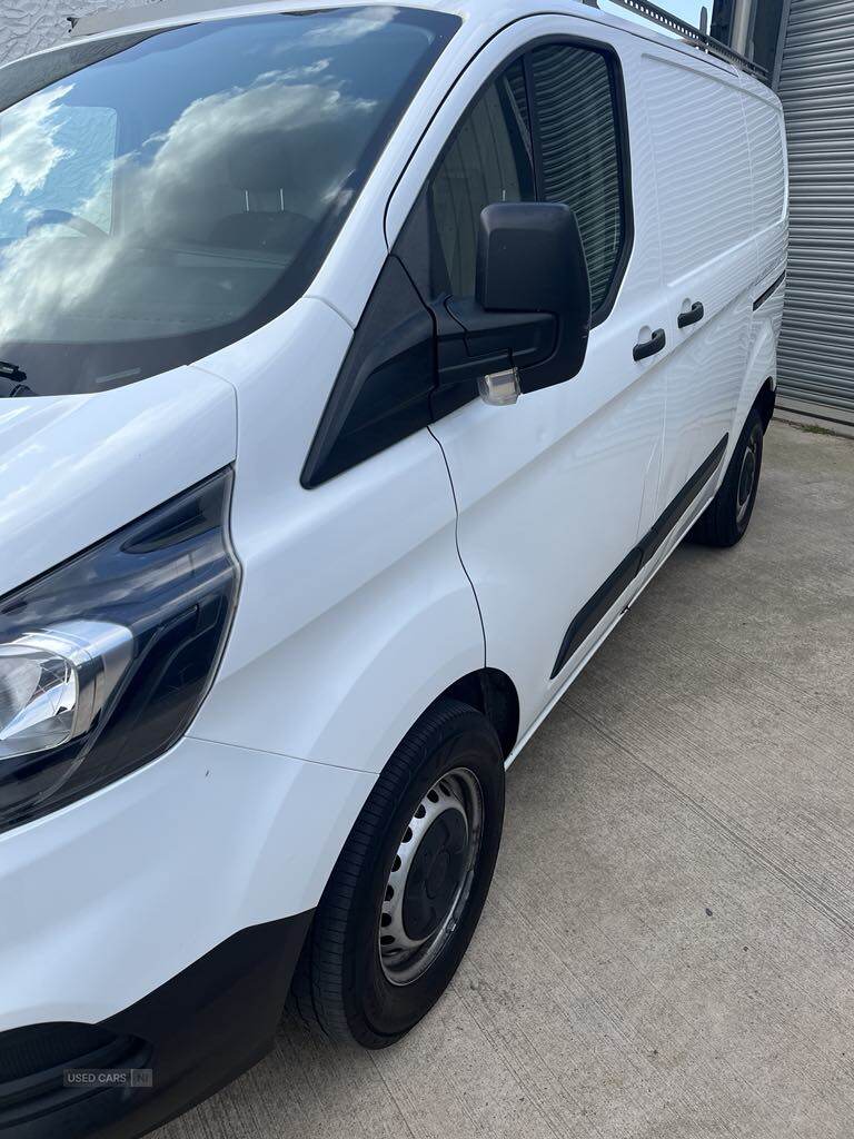 Dec 2018 Ford Transit Custom 2.0 TDCi 105ps Low Roof Van