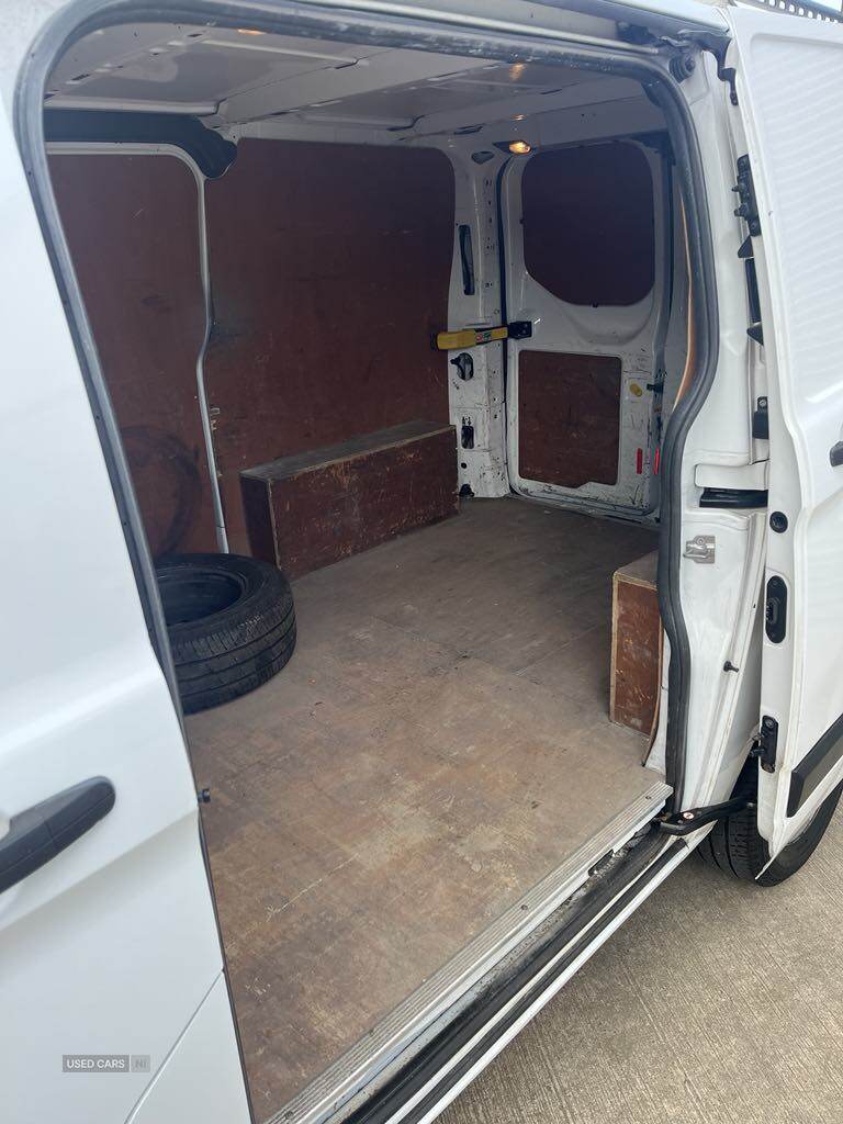 Dec 2018 Ford Transit Custom 2.0 TDCi 105ps Low Roof Van