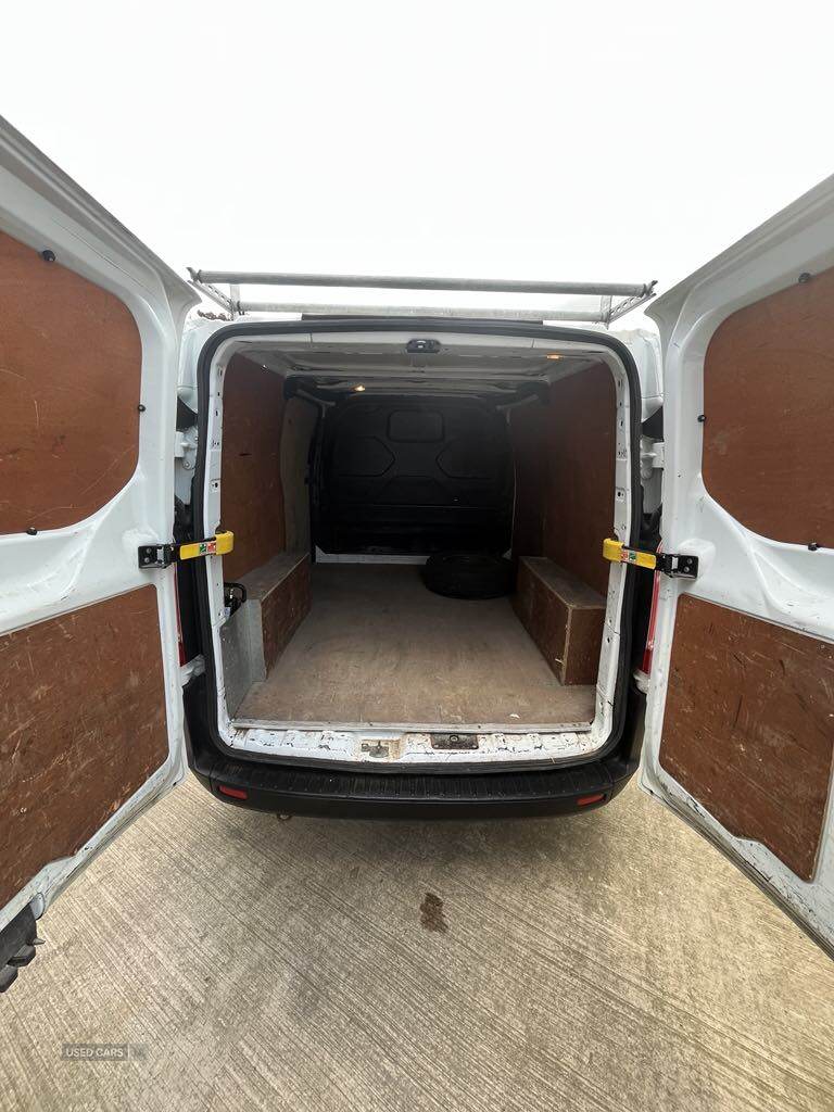 Dec 2018 Ford Transit Custom 2.0 TDCi 105ps Low Roof Van