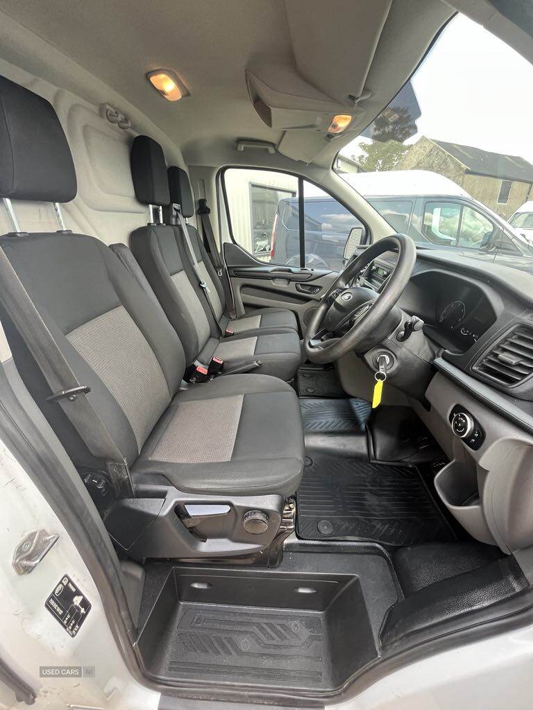 Dec 2018 Ford Transit Custom 2.0 TDCi 105ps Low Roof Van