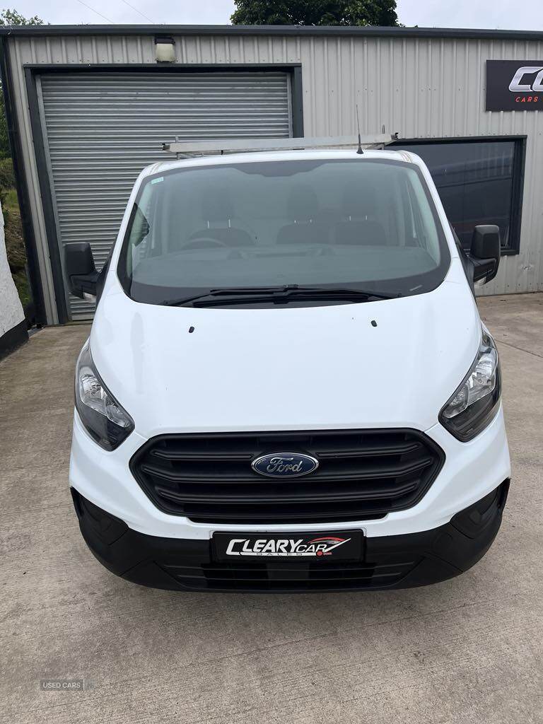 Dec 2018 Ford Transit Custom 2.0 TDCi 105ps Low Roof Van