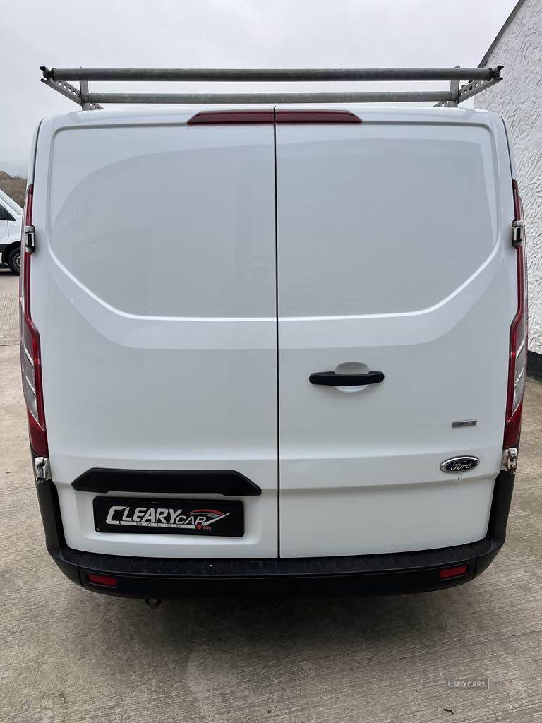 Dec 2018 Ford Transit Custom 2.0 TDCi 105ps Low Roof Van