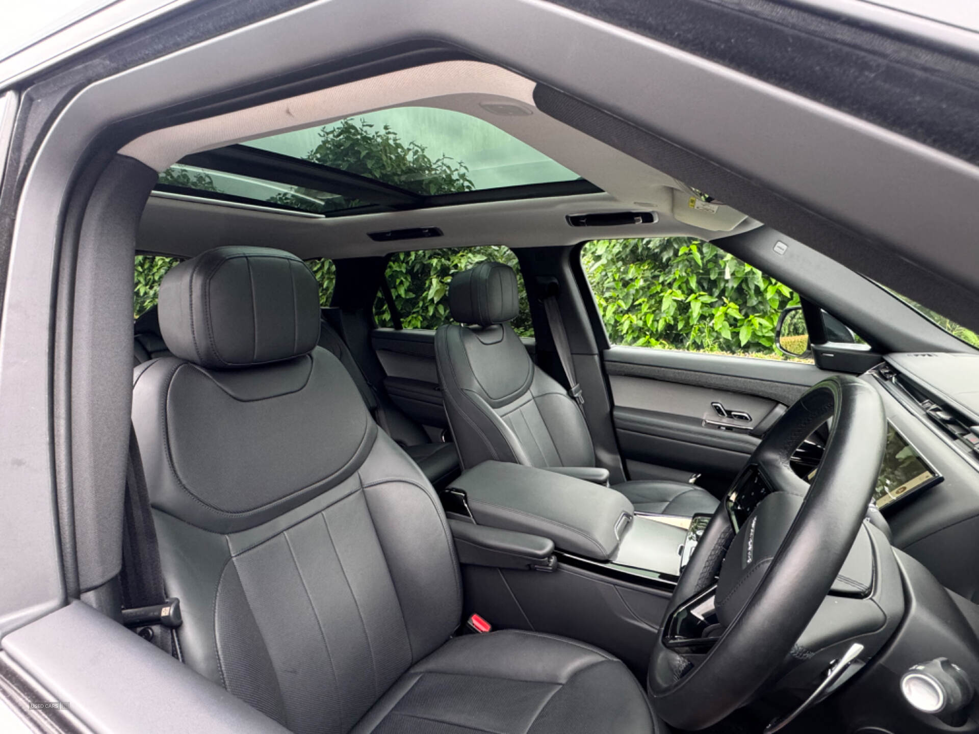 Apr 2023 Land Rover Range Rover Sport 3.0 D300 Dynamic SE 5dr Auto