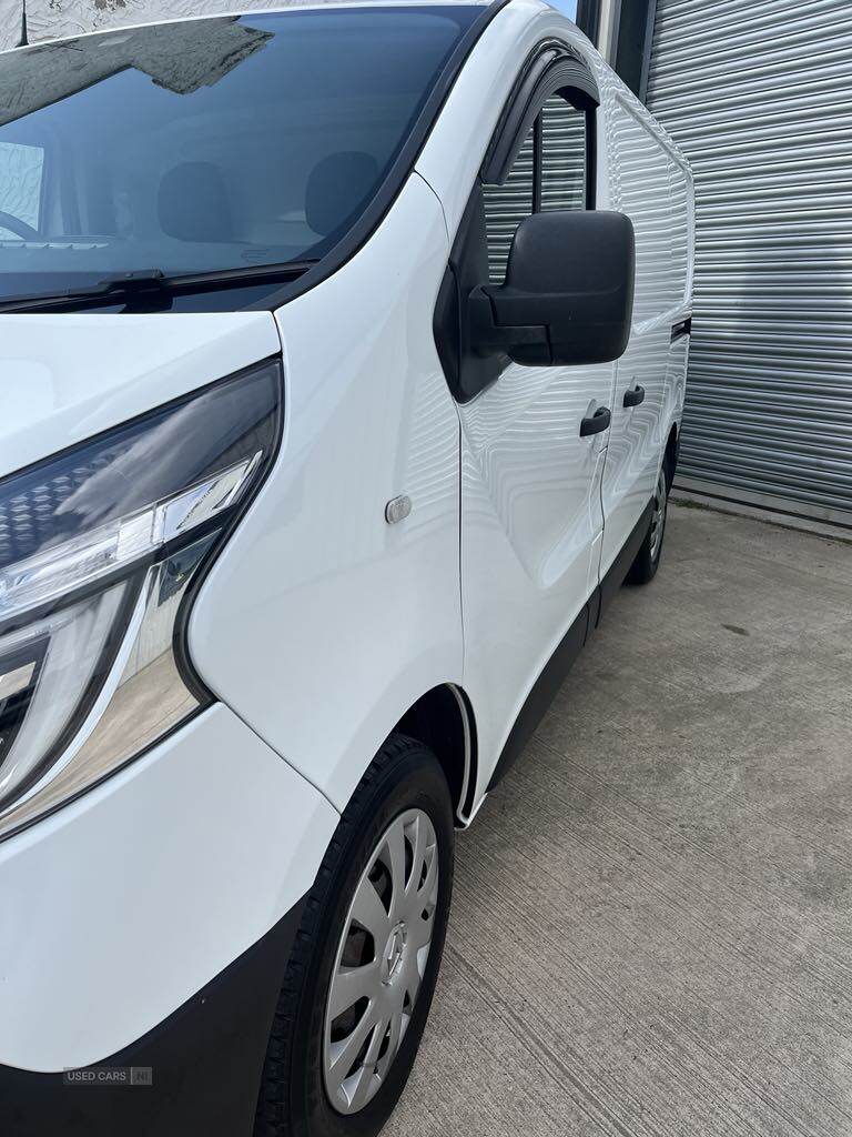 Sep 2020 Renault Trafic SL28 ENERGY dCi 120 Business Van