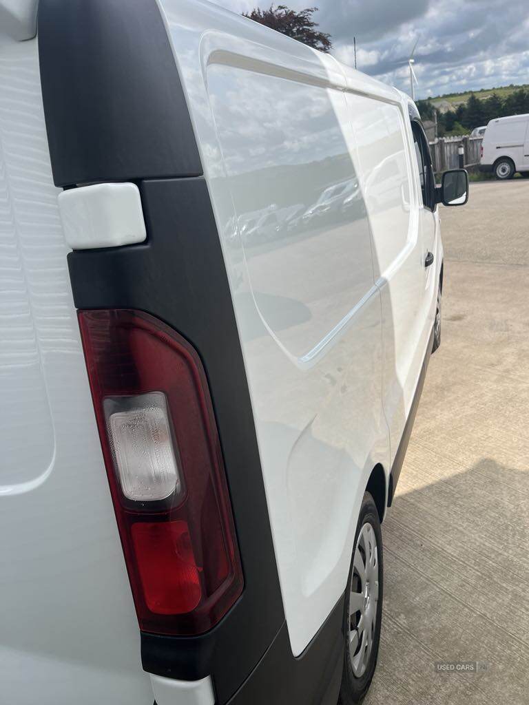 Sep 2020 Renault Trafic SL28 ENERGY dCi 120 Business Van