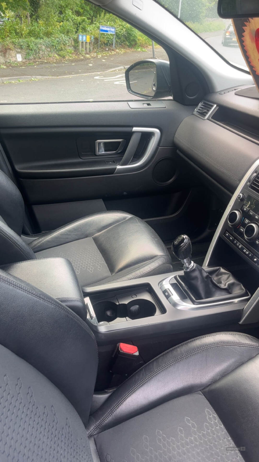 Apr 2016 Land Rover Discovery Sport 2.0 TD4 SE 5dr [5 seat]