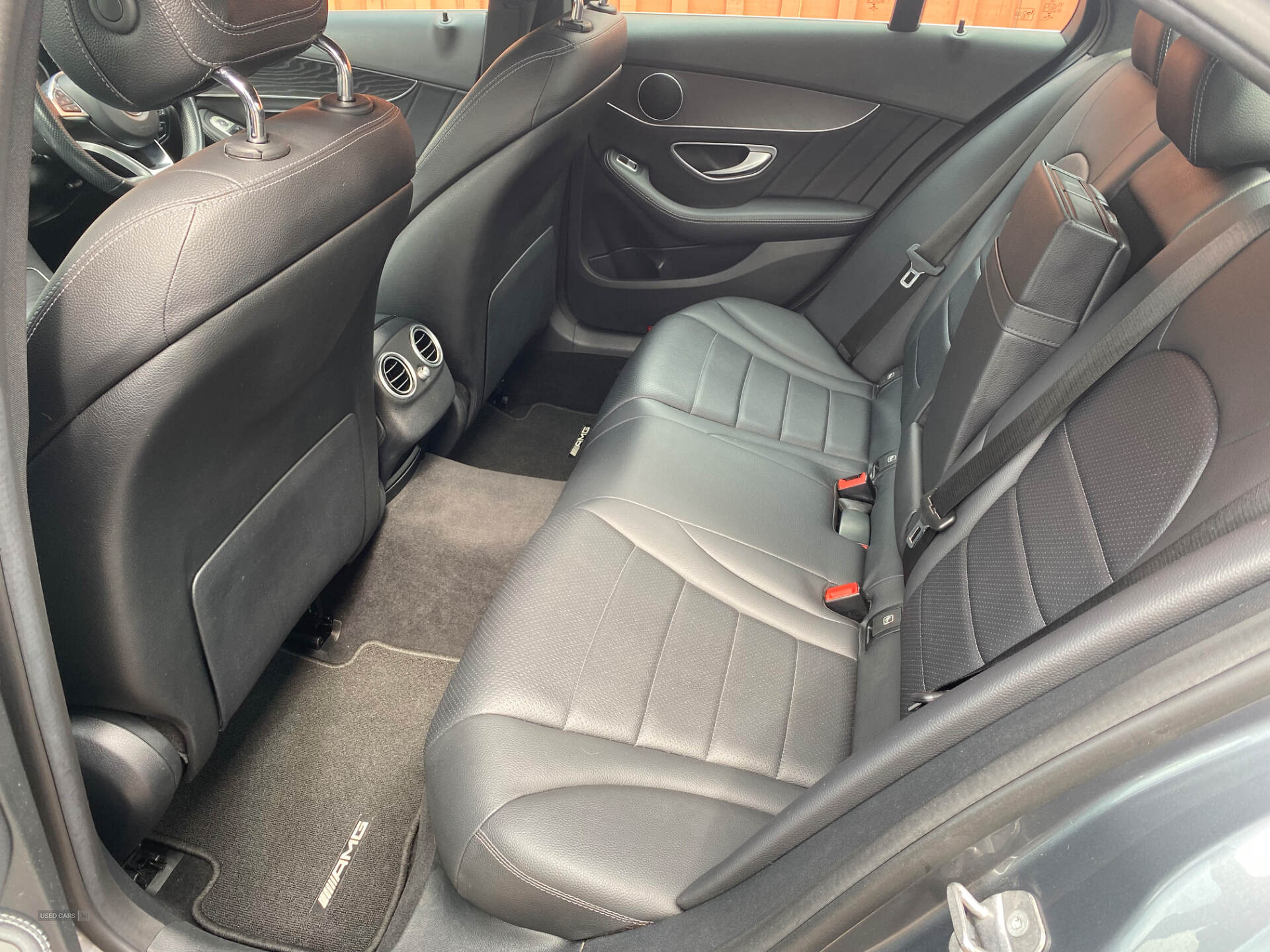 Feb 2018 Mercedes C-Class C220d AMG Line 4dr 9G-Tronic