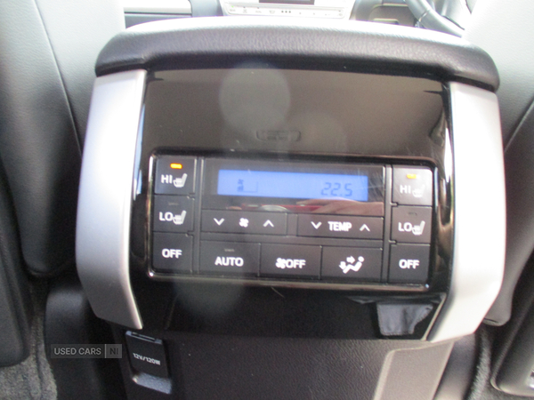 Toyota Land Cruiser DIESEL SW in Down