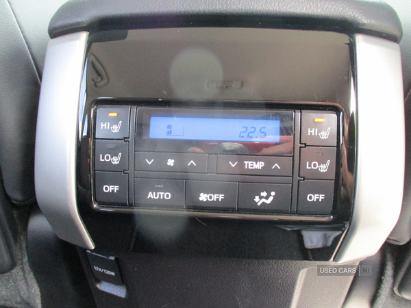 Toyota Land Cruiser DIESEL SW in Down