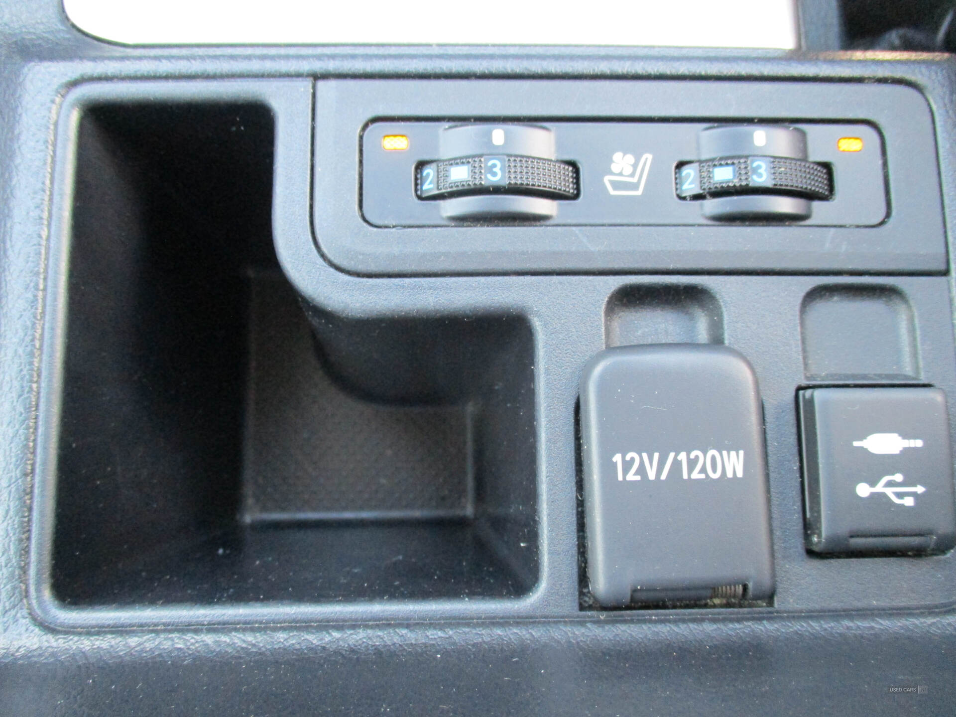 Toyota Land Cruiser DIESEL SW in Down