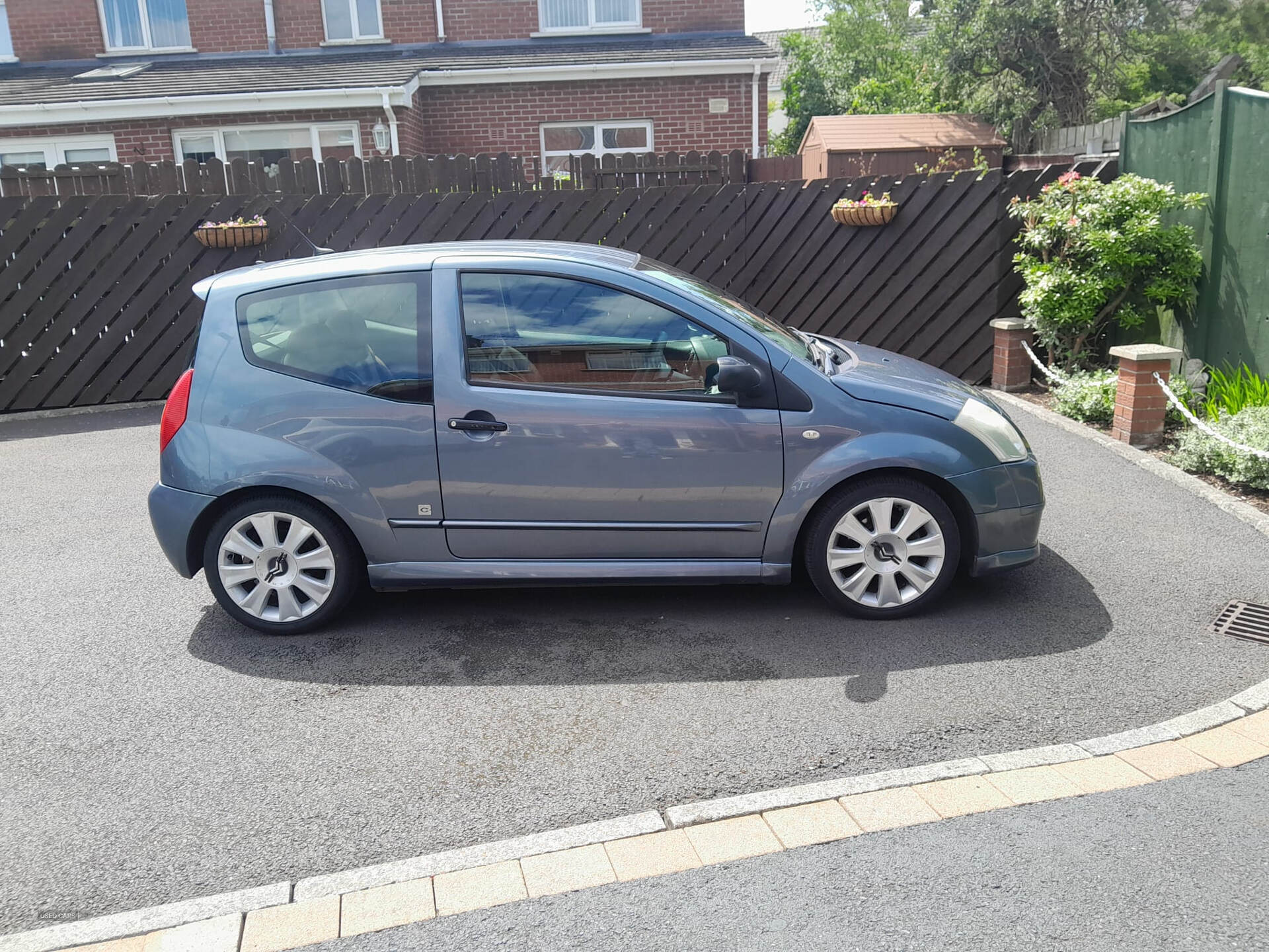 May 2007 Citroen C2 1.6i 16v Code 3dr
