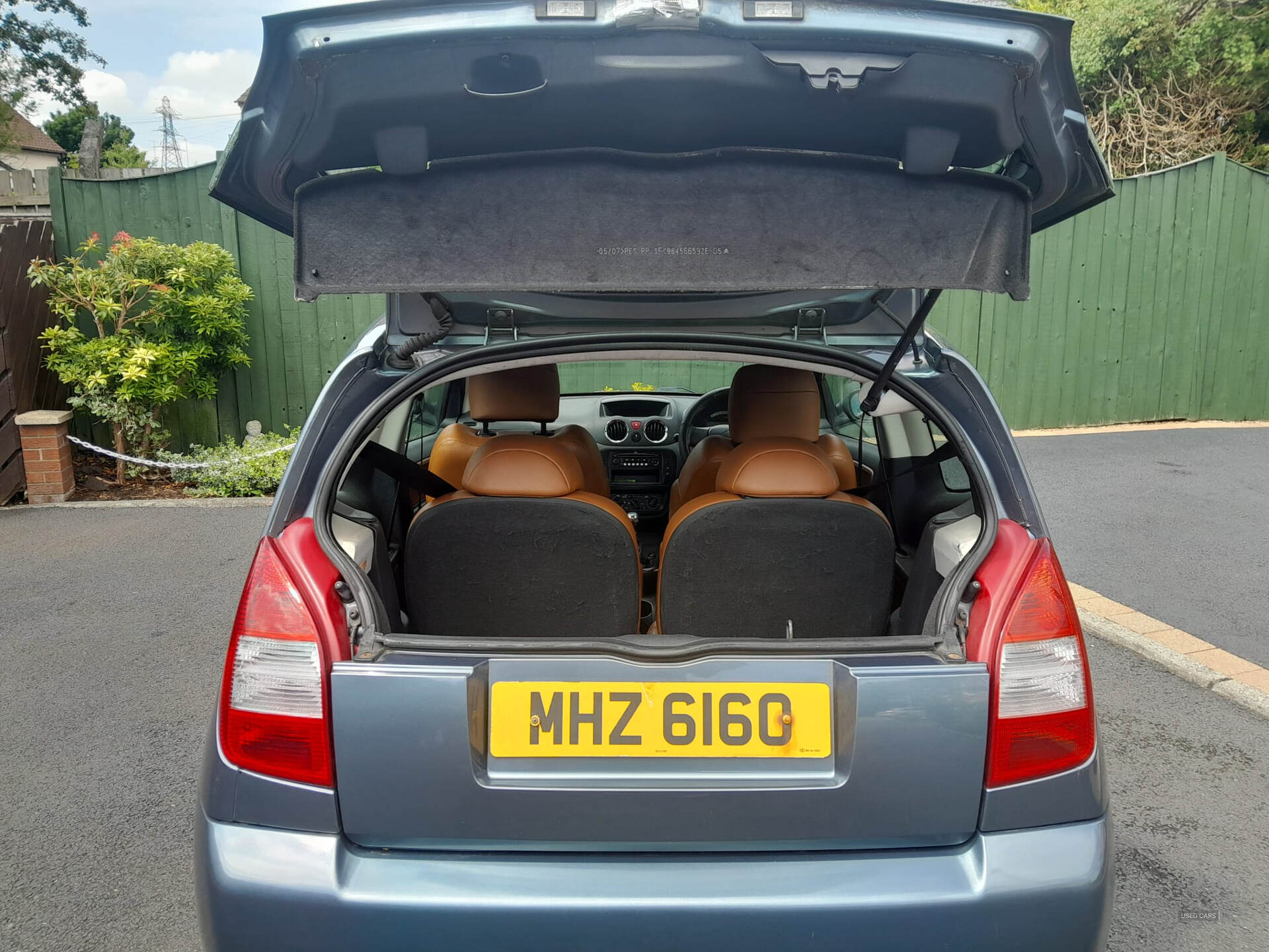 May 2007 Citroen C2 1.6i 16v Code 3dr