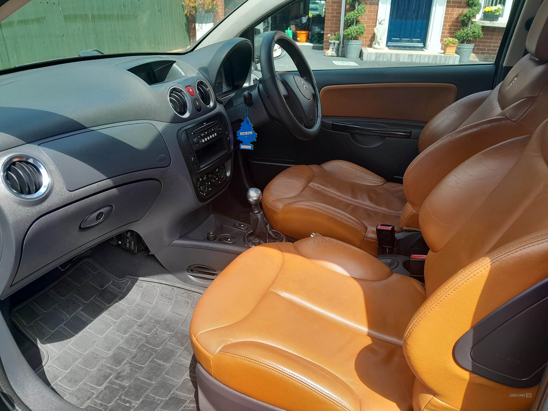 May 2007 Citroen C2 1.6i 16v Code 3dr