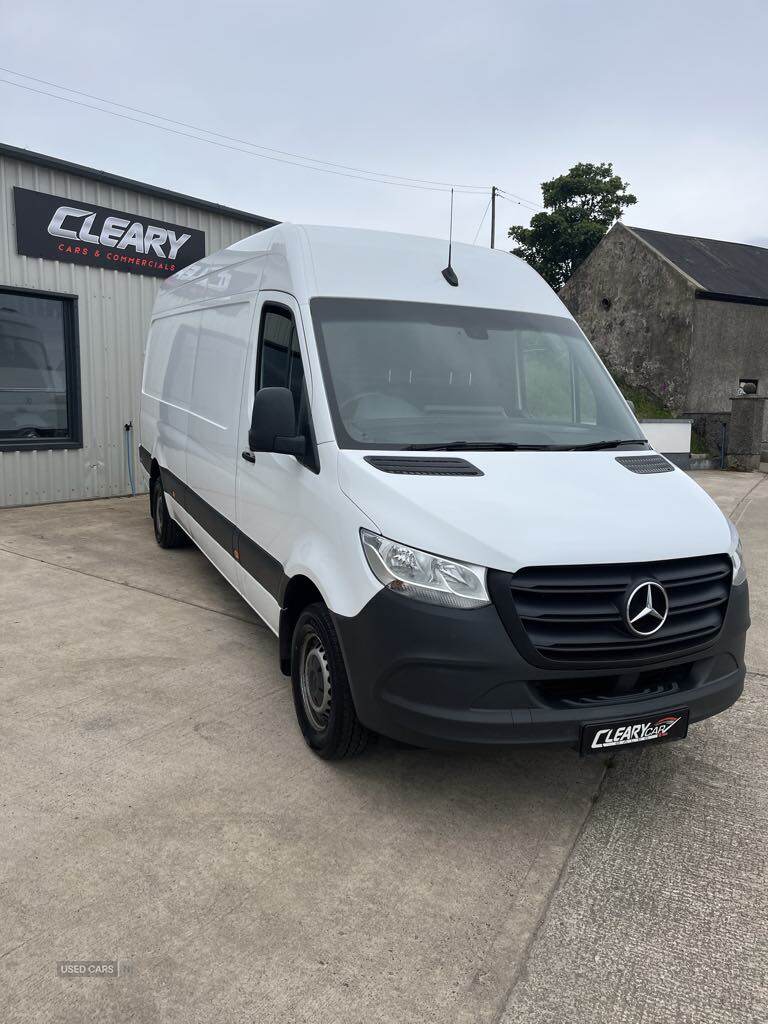 Mar 2022 Mercedes Sprinter 3.5t H2 Progressive Van