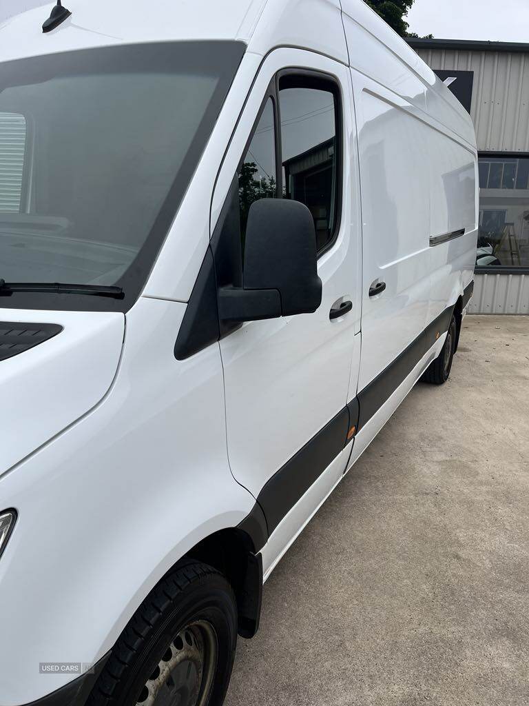 Mar 2022 Mercedes Sprinter 3.5t H2 Progressive Van