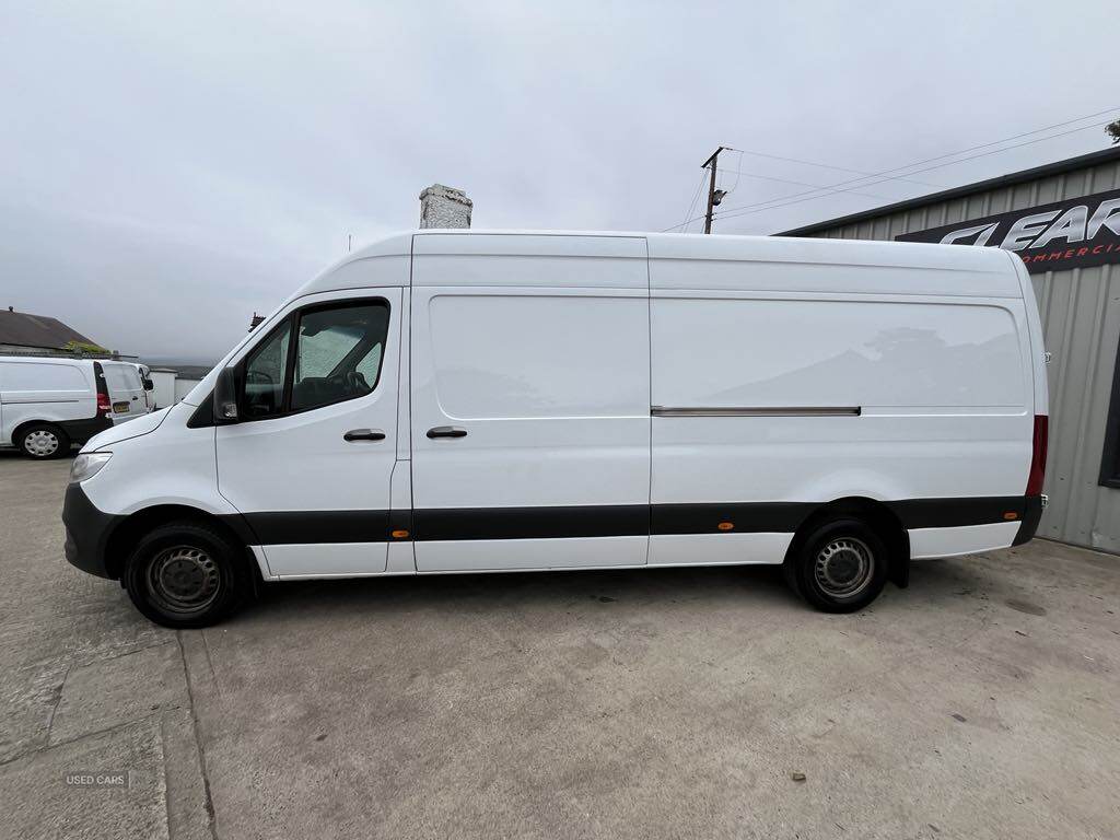 Mar 2022 Mercedes Sprinter 3.5t H2 Progressive Van