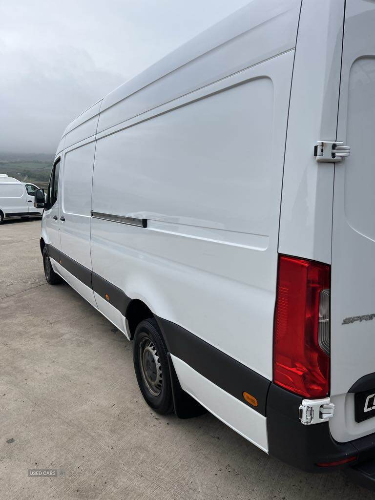 Mar 2022 Mercedes Sprinter 3.5t H2 Progressive Van