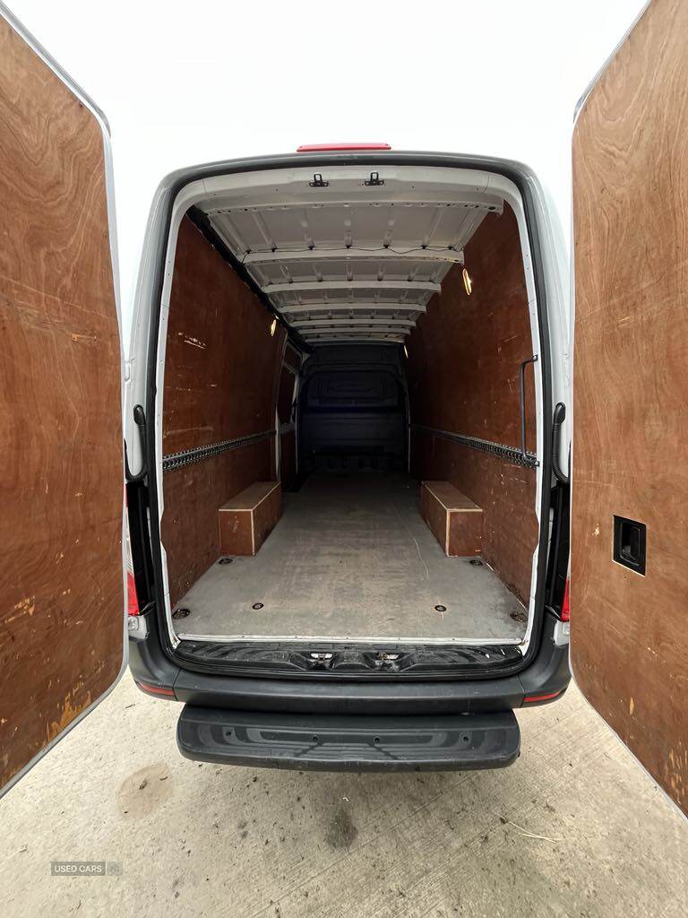Mar 2022 Mercedes Sprinter 3.5t H2 Progressive Van