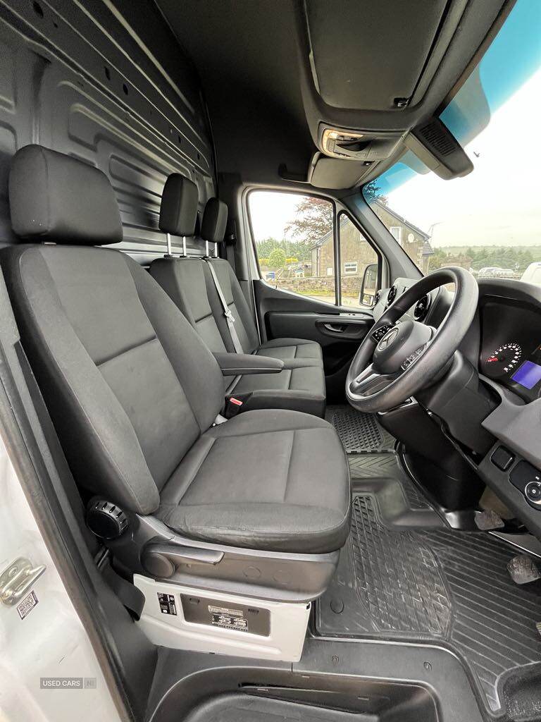 Mar 2022 Mercedes Sprinter 3.5t H2 Progressive Van