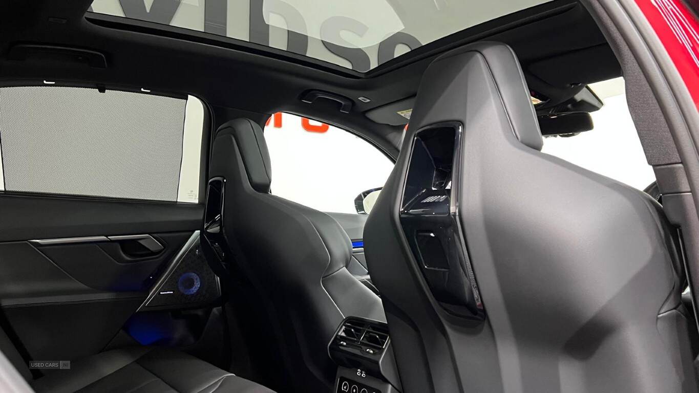 Dec 2024 BMW M5 M5 4dr DCT