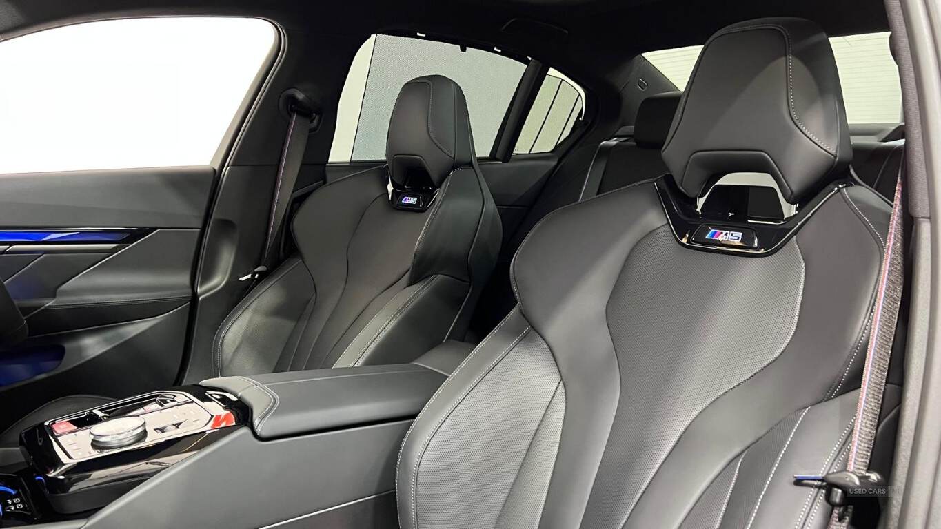 Dec 2024 BMW M5 M5 4dr DCT