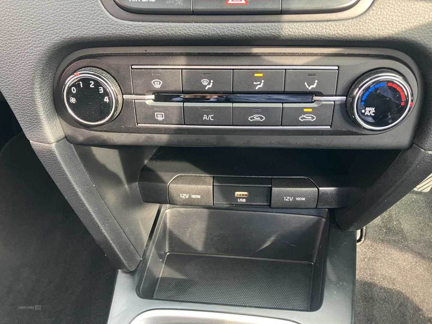 May 2022 Kia XCeed 1.0T GDi ISG 2 5dr