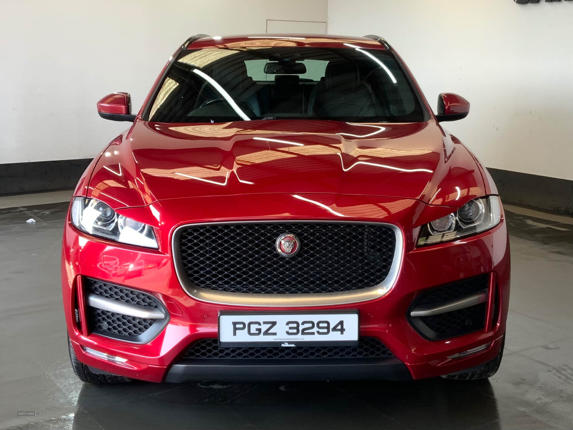 Nov 2016 Jaguar F-Pace 2.0d R-Sport 5dr Auto AWD