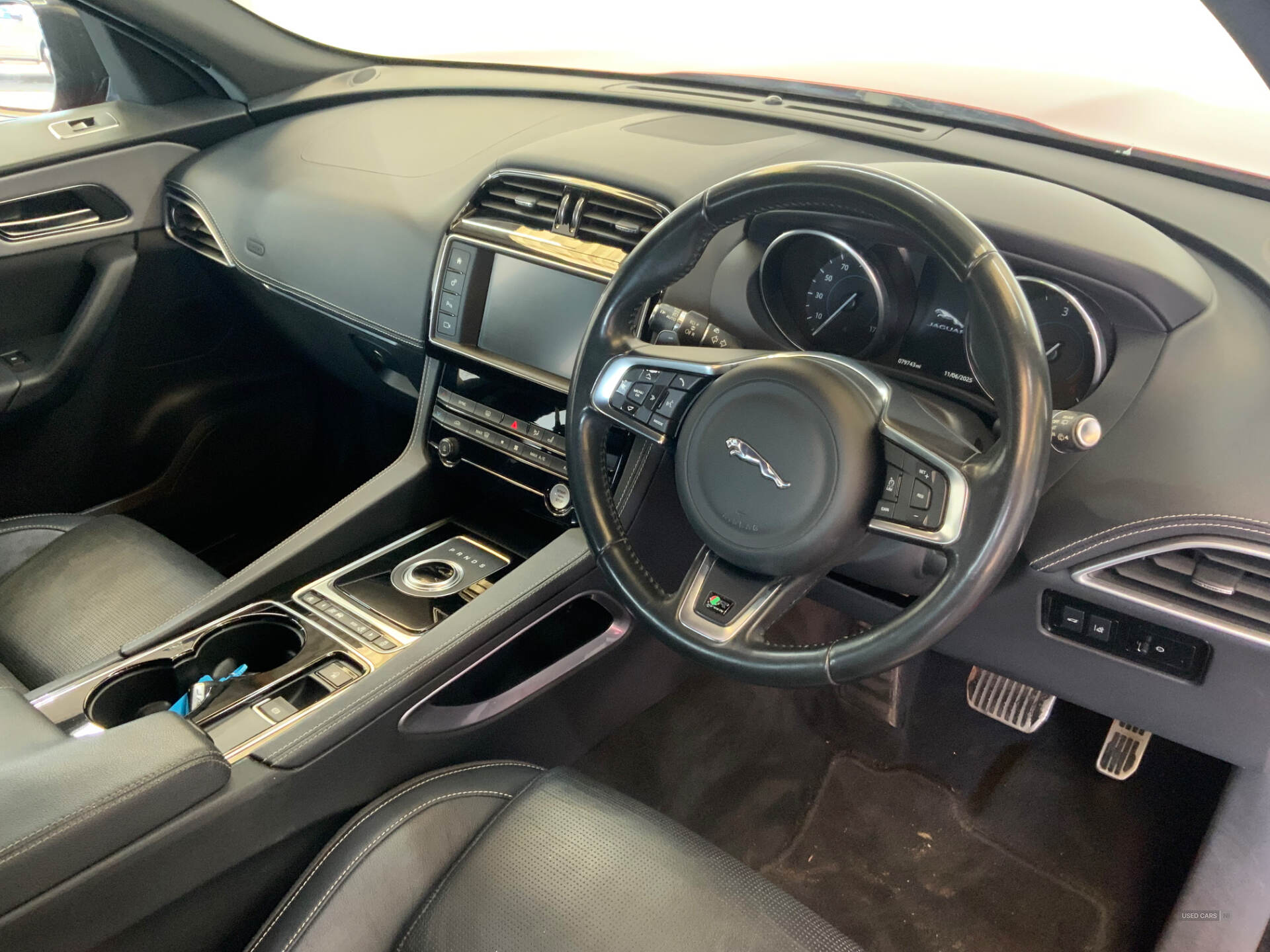 Nov 2016 Jaguar F-Pace 2.0d R-Sport 5dr Auto AWD