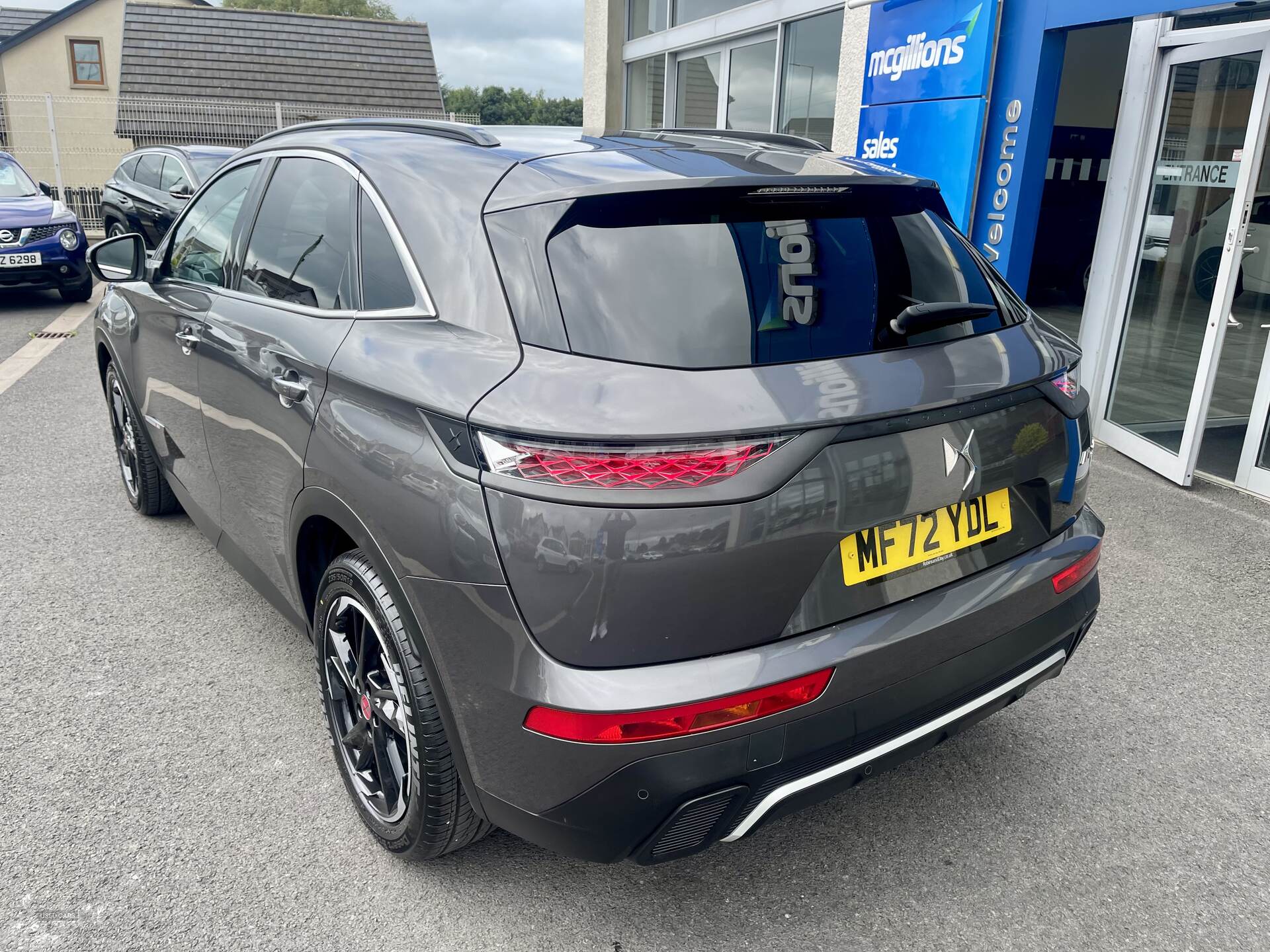 Sep 2022 DS 7 Crossback 1.5 BlueHDi Performance Line + 5dr EAT8