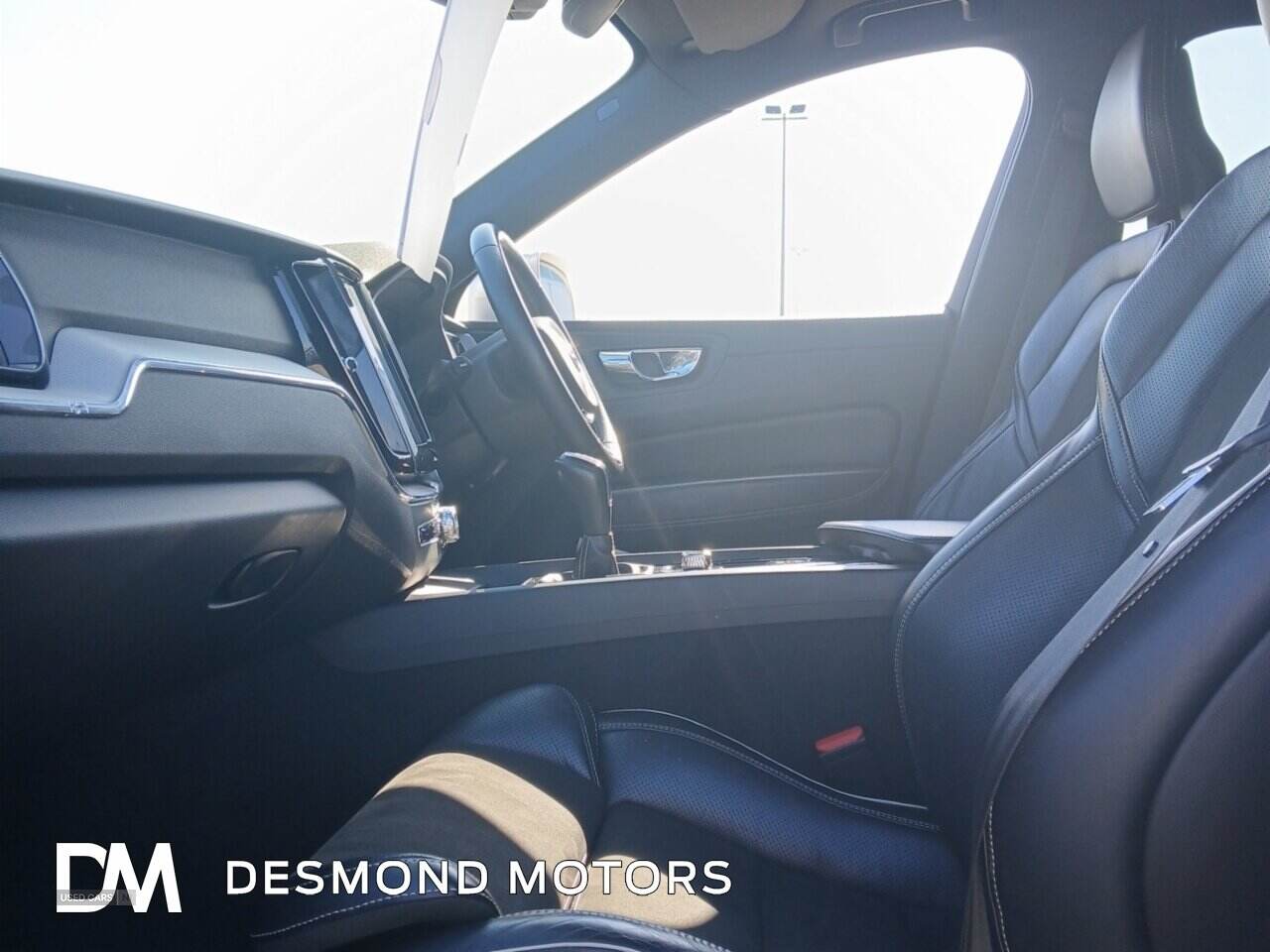 Mar 2018 Volvo XC60 2.0 D4 R DESIGN 5dr AWD