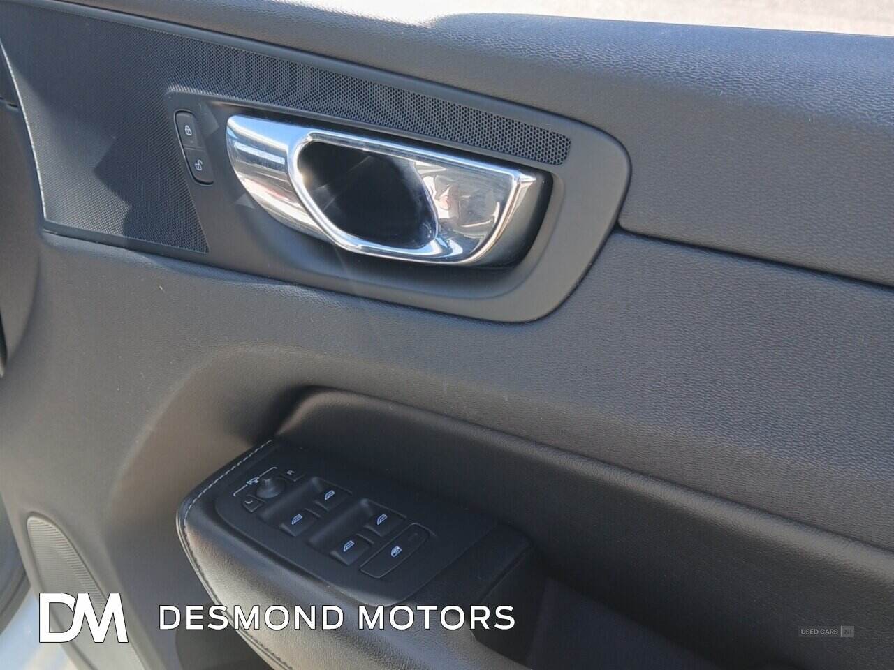 Mar 2018 Volvo XC60 2.0 D4 R DESIGN 5dr AWD
