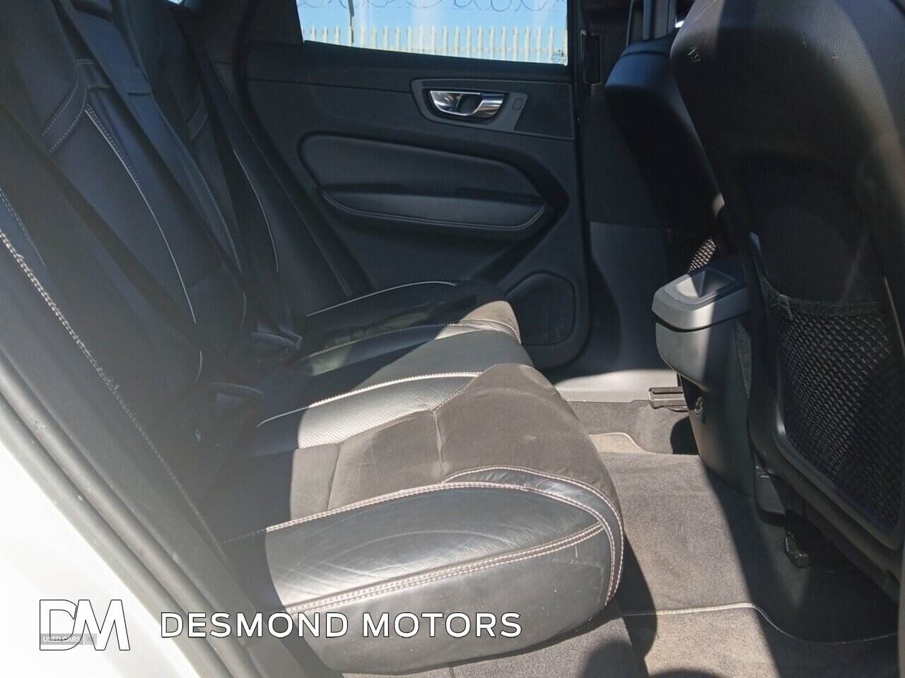 Mar 2018 Volvo XC60 2.0 D4 R DESIGN 5dr AWD