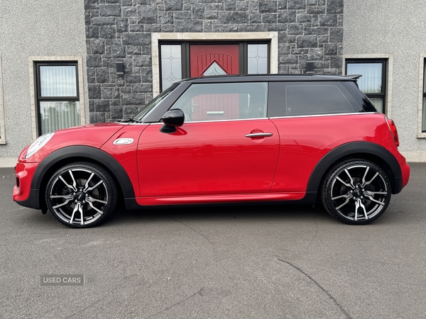 MINI Hatch in Antrim