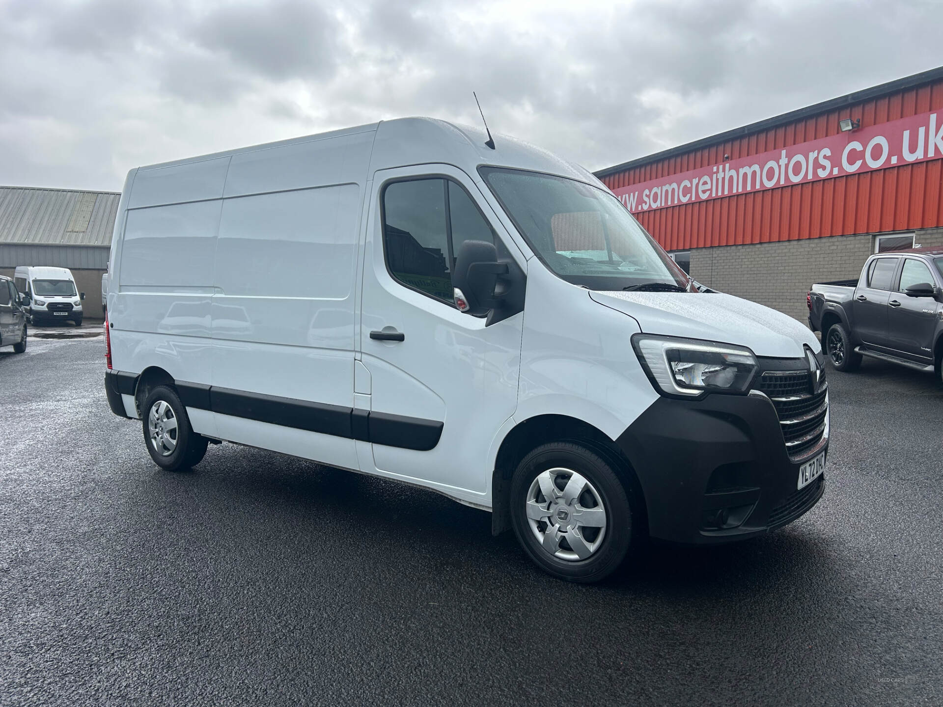 Renault Master MWB DIESEL FWD in Antrim