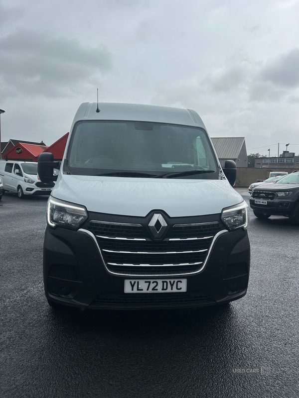 Renault Master MWB DIESEL FWD in Antrim