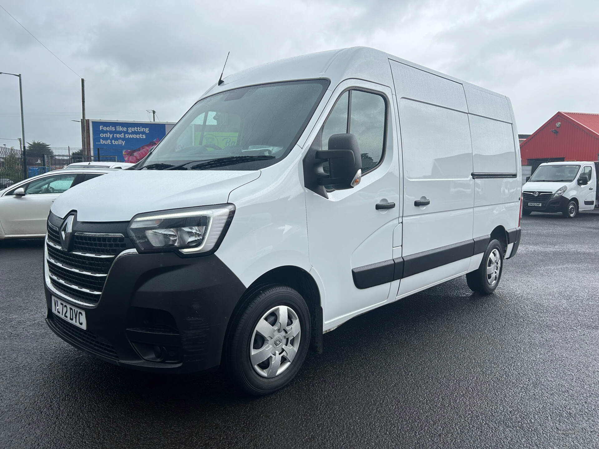 Renault Master MWB DIESEL FWD in Antrim