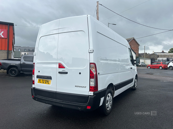 Renault Master MWB DIESEL FWD in Antrim