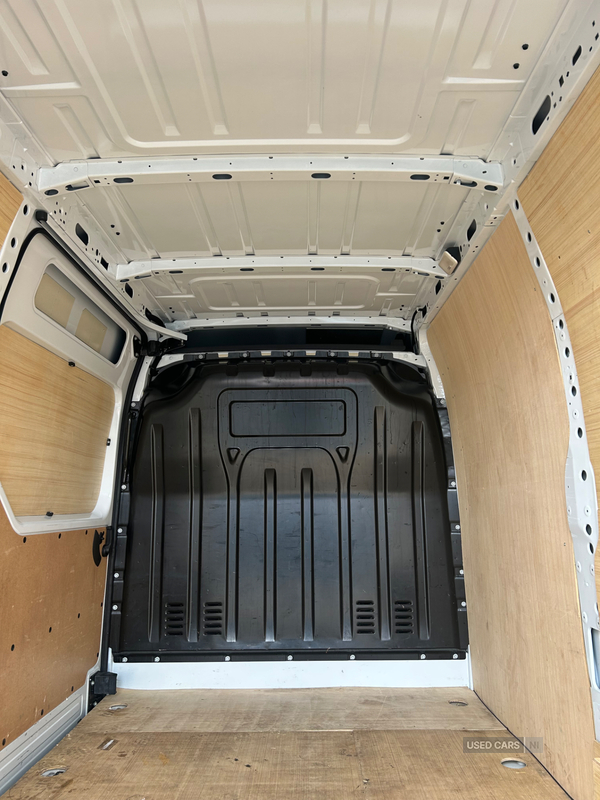 Renault Master MWB DIESEL FWD in Antrim