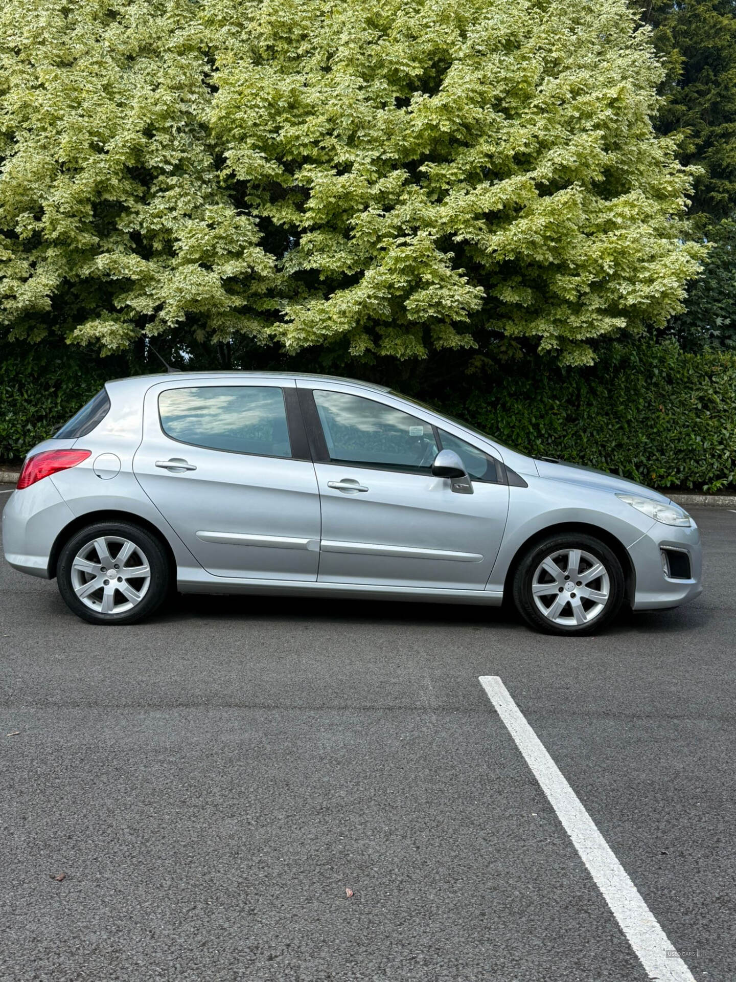 May 2013 Peugeot 308 1.6 HDi 92 Active 5dr [Sat Nav]