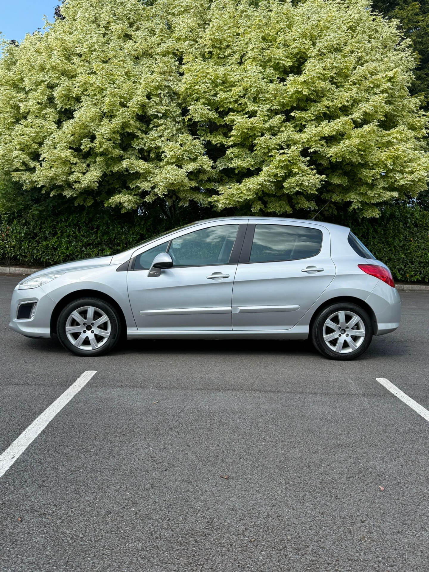 May 2013 Peugeot 308 1.6 HDi 92 Active 5dr [Sat Nav]