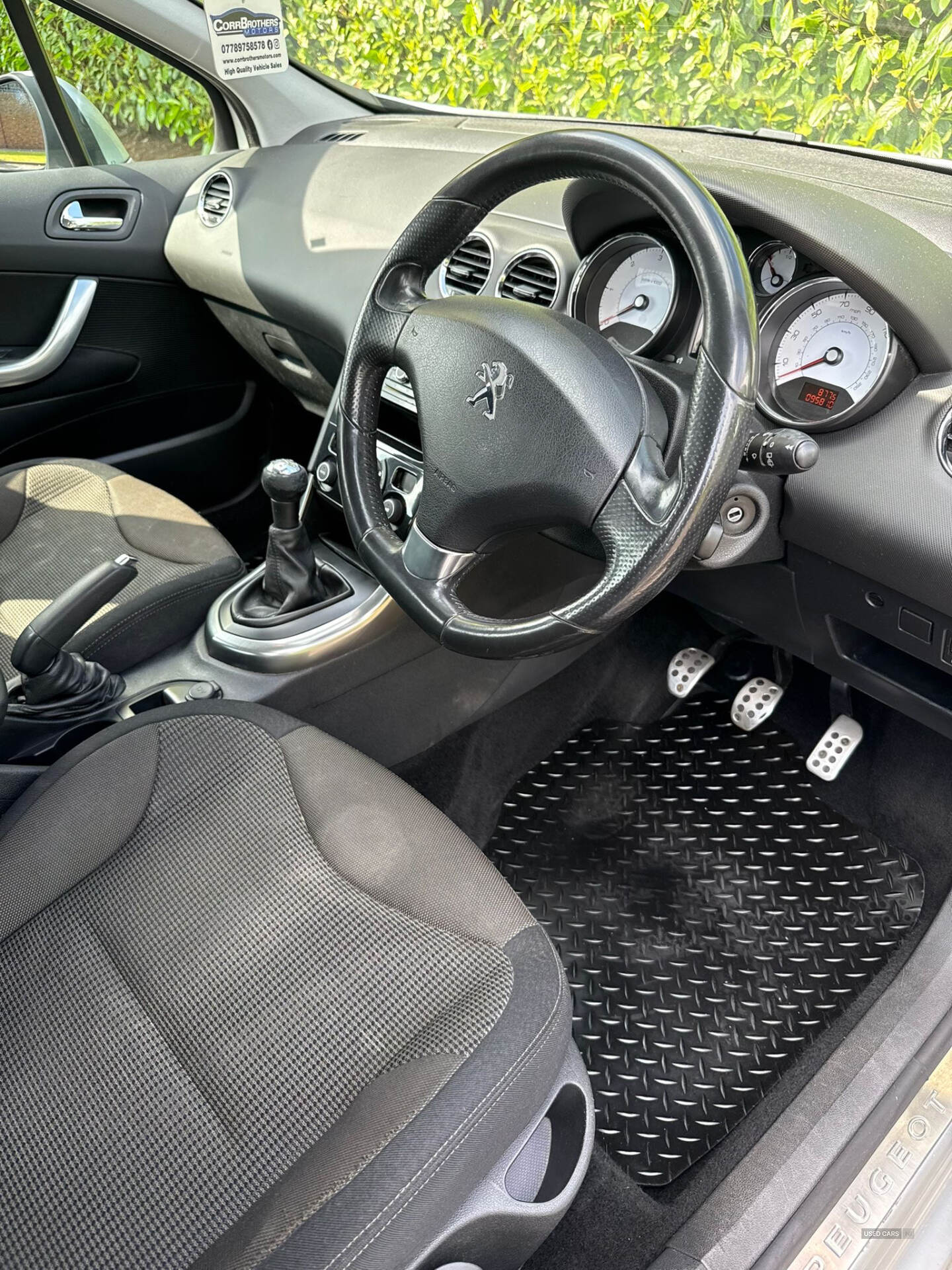 May 2013 Peugeot 308 1.6 HDi 92 Active 5dr [Sat Nav]