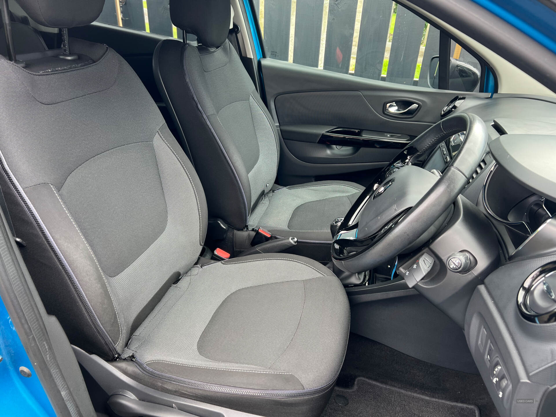 Feb 2015 Renault Captur 1.5 dCi 90 Dynamique MediaNav Energy 5dr