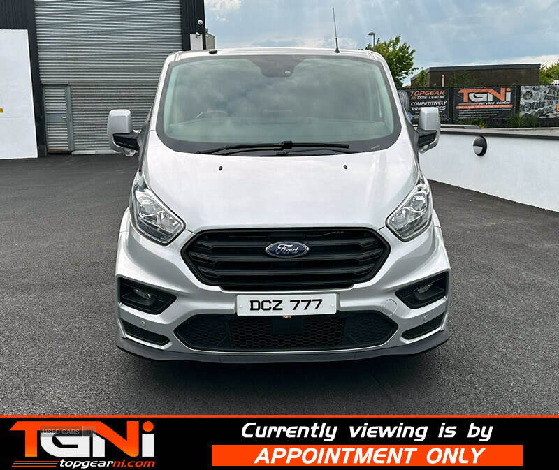 Feb 2019 Ford Transit Custom 2.0 EcoBlue 170ps Low Roof D/Cab Limited Van Auto
