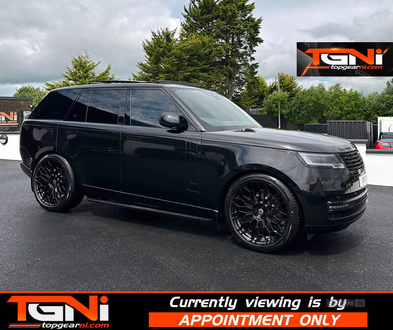 Apr 2022 Land Rover Range Rover 3.0 D350 SE 4dr Auto