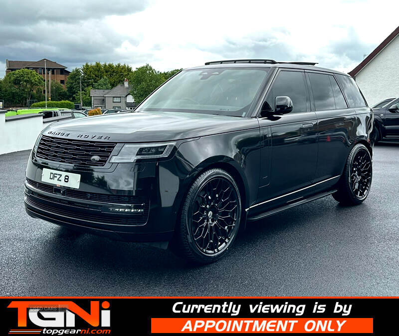 Apr 2022 Land Rover Range Rover 3.0 D350 SE 4dr Auto