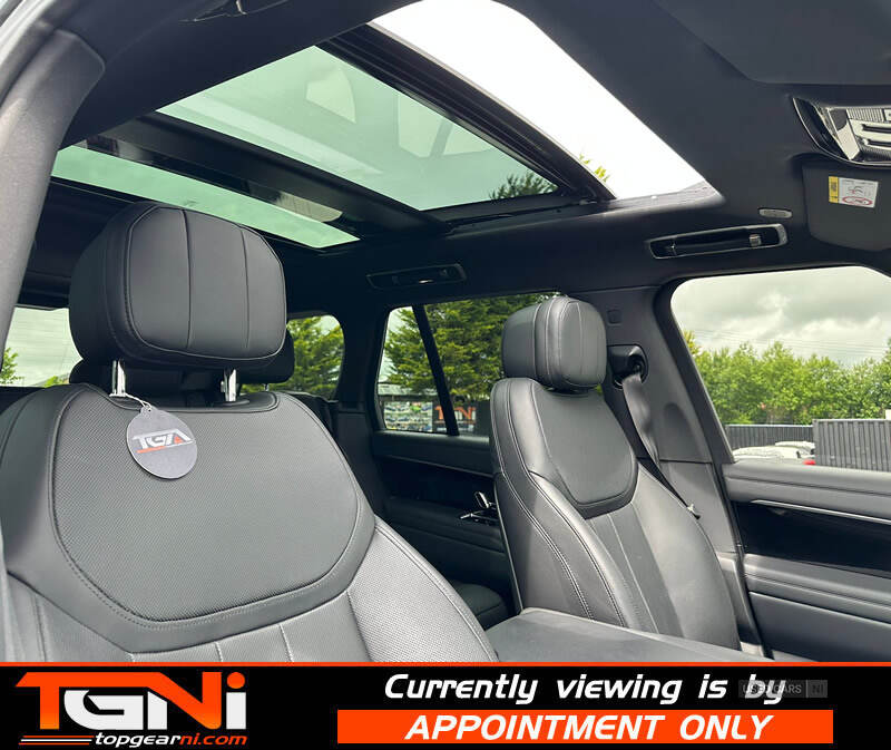 Apr 2022 Land Rover Range Rover 3.0 D350 SE 4dr Auto