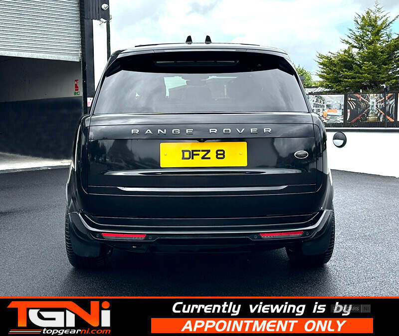 Apr 2022 Land Rover Range Rover 3.0 D350 SE 4dr Auto
