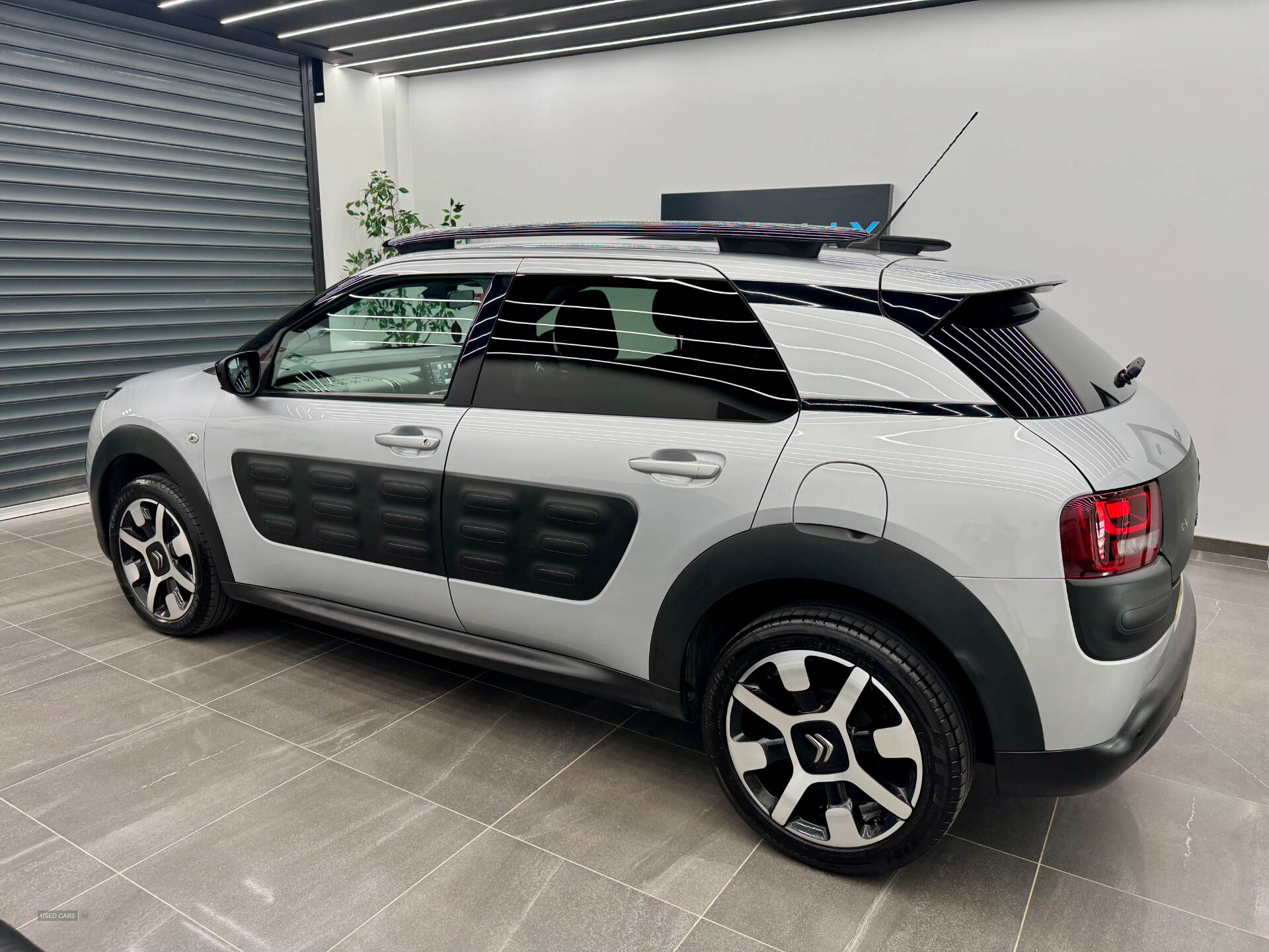 Mar 2017 Citroen C4 Cactus 1.6 BlueHDi Flair 5dr [non Start Stop]