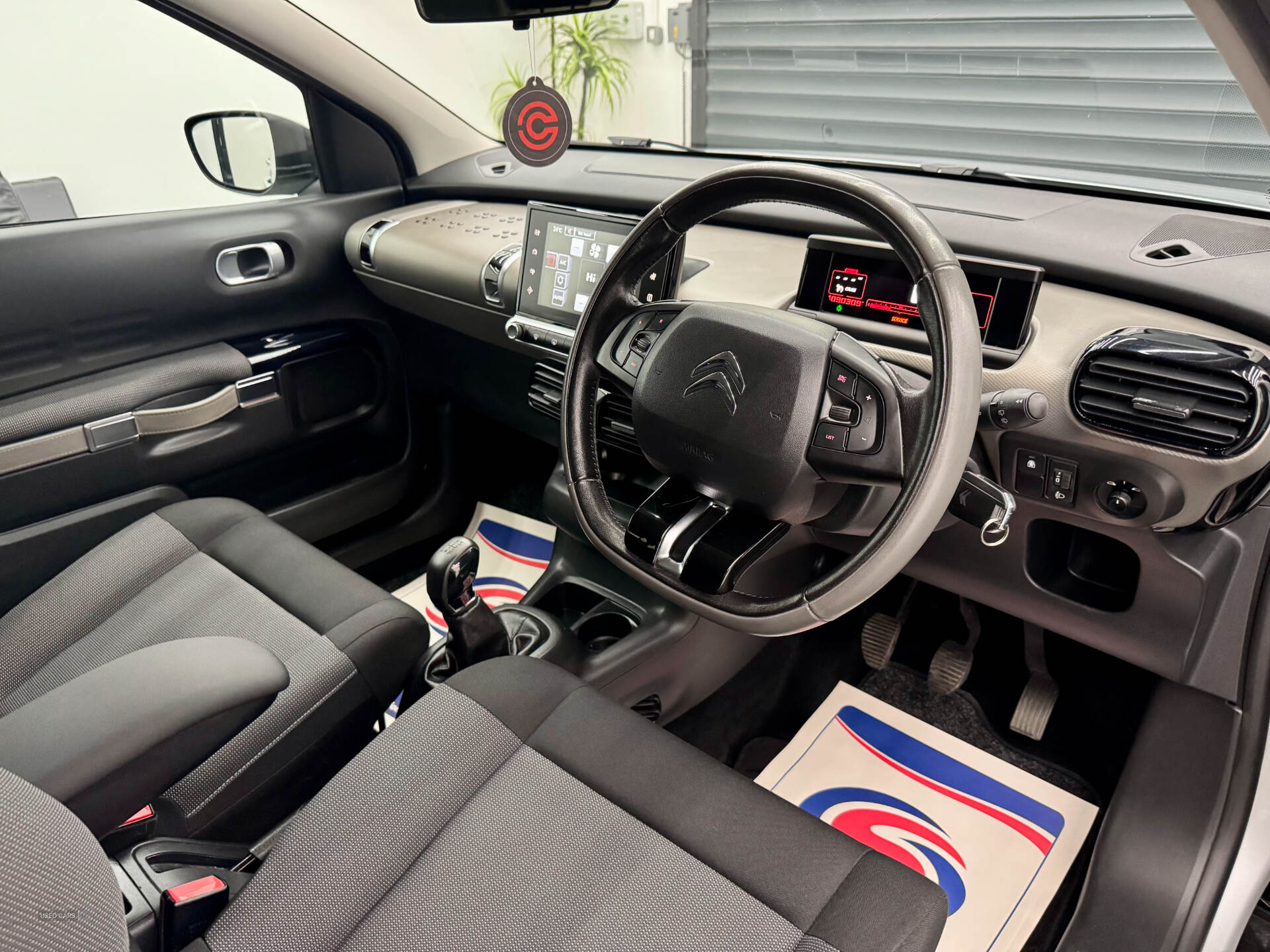 Mar 2017 Citroen C4 Cactus 1.6 BlueHDi Flair 5dr [non Start Stop]